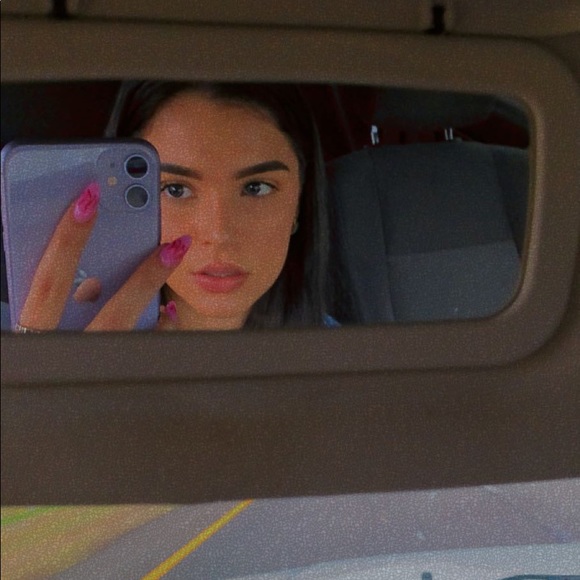 Meet your Posher, Aimee - Picture 1 of 1